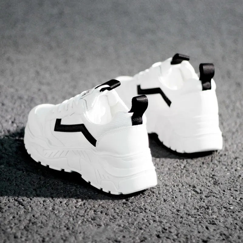 Bella - Sneaker