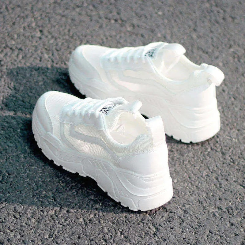Bella - Sneaker